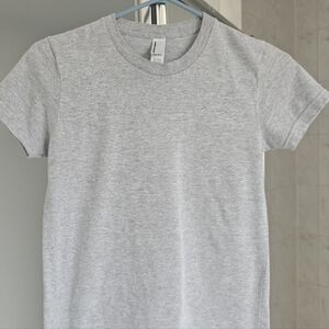 American Apparel light gray t-shirt, small/xsmall